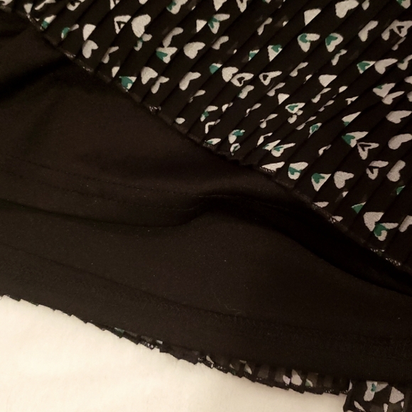 Floral chiffon Torrid skirt - Picture 3 of 5